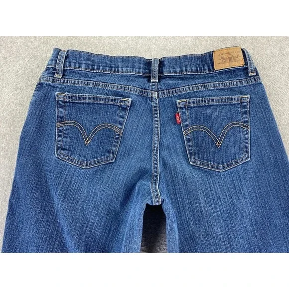Levi's 550 Jeans Womens 12M Relaxed Bootcut Denim Mid-Rise Blue Med Wash Retro - Picture 4 of 11
